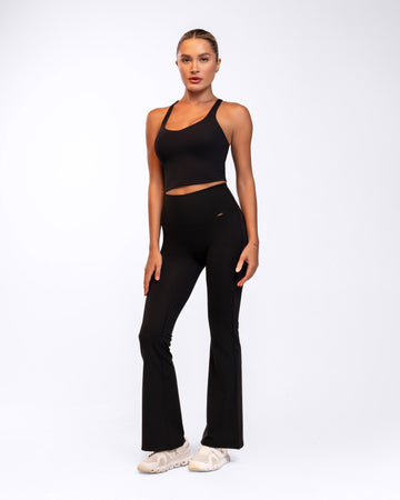Eli Scrunch Flare Pants | Black